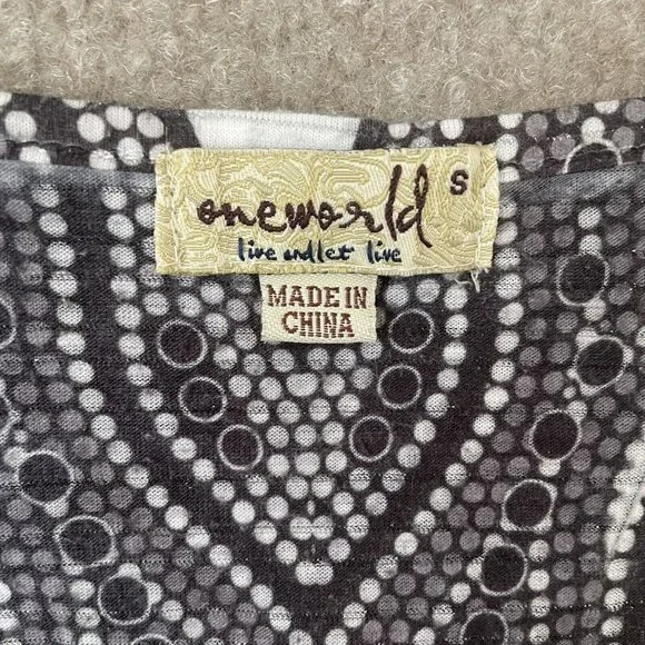 One World Shirt Womens Small Gray Black Silver Sequins Embroidered Boho Flowy - Picture 4 of 7